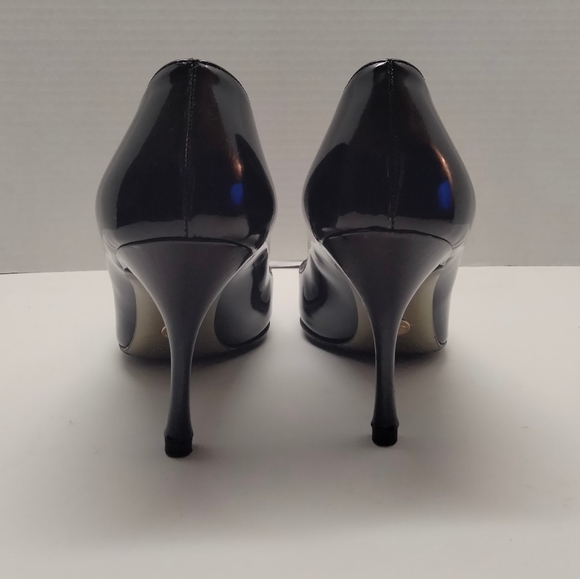Dolce & Gabbana Stiletto Heels - Picture 4 of 11